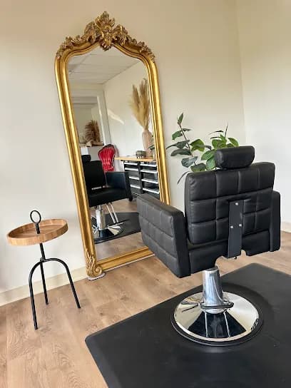 Portal Salon & Head Spa - Head Spa