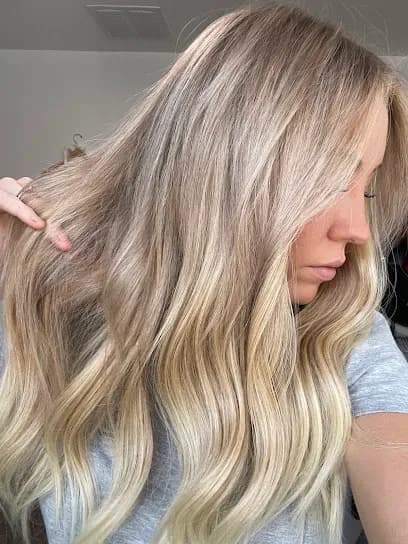 Lather & Blow Dry Bar and Head Spa - Head Spa