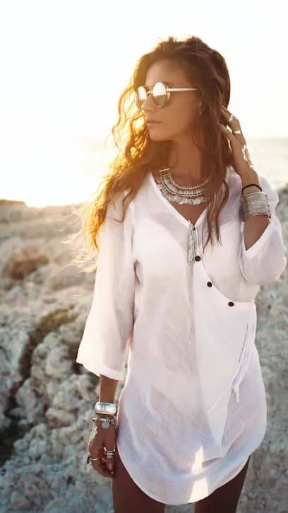 Cosmos Salon and Spa - Head Spa