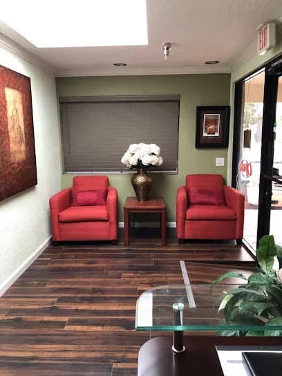 I.T. M. Thai Massage - Head Spa