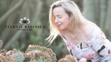 Deborah Garland Ayurveda - Head Spa