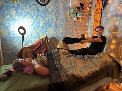 Sanya Thai Massage & Head Spa - Head Spa