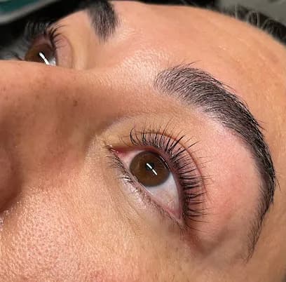 Kayvee Beauty - Head Spa