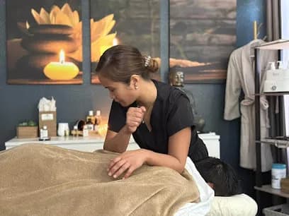 I Care Massage & Head Spa - Head Spa