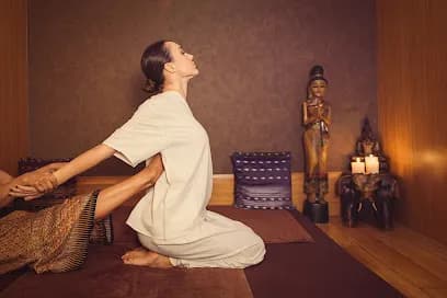 Grotto Massage and Head Spa - Head Spa