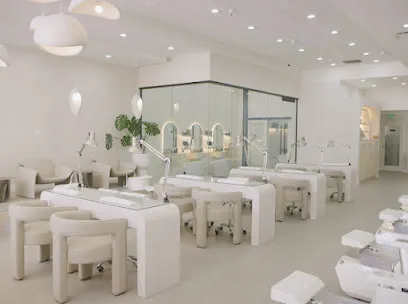 Noble Nail Studio - Head Spa