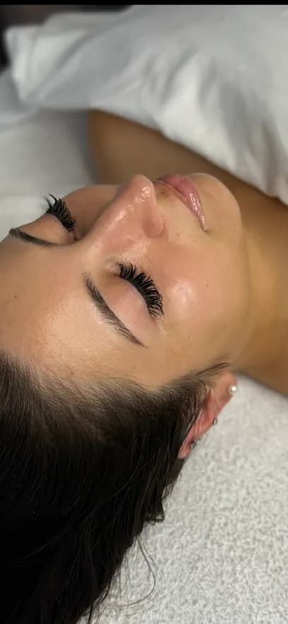 Skin Renewal Facial Studio - Head Spa