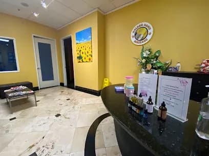 Golden Hand Massage - Head Spa