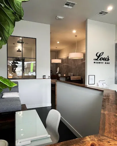 Lou's Beauty Bar - Head Spa