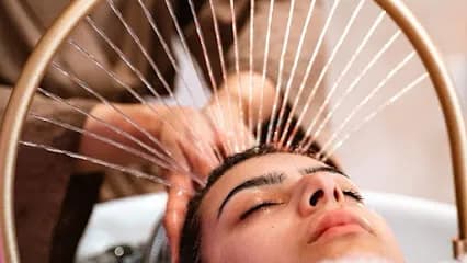 Head Spa Bar - Head Spa