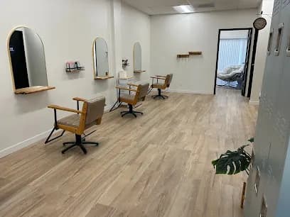 Sleek Hair salon & Spa Lake Forest - Head Spa