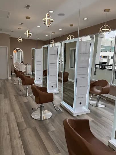 GLOSS & GLAM Hair Salon & Head Spa - Head Spa