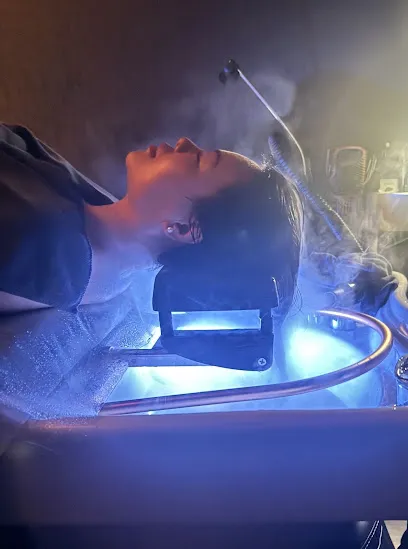 BLACK CAB SALON 『黑店』 - Head Spa