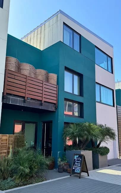 East Bay Ayurveda - Head Spa