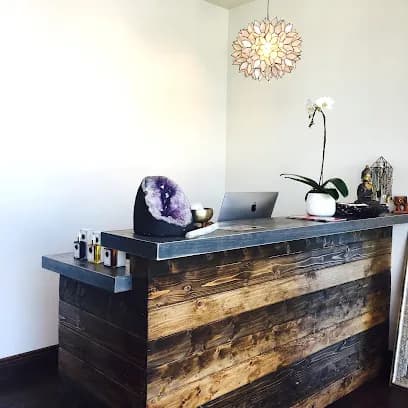 Bliss Chakra Spa - Head Spa