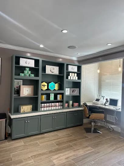 Hair & Scalp Spa - Head Spa