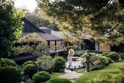 Golden Door - Head Spa
