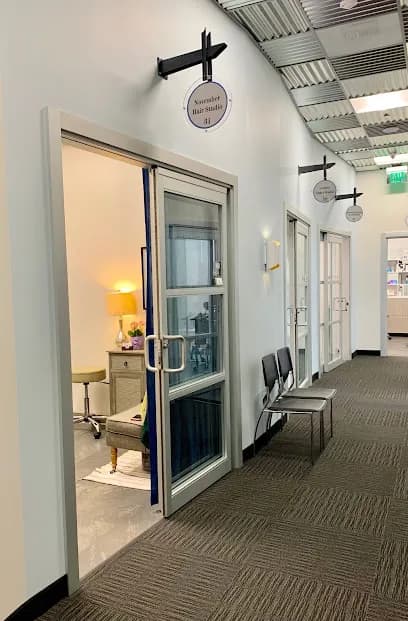 November Hair Studio - Head Spa