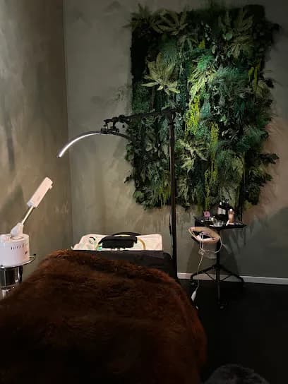 Sol Purpose Skin - Head Spa