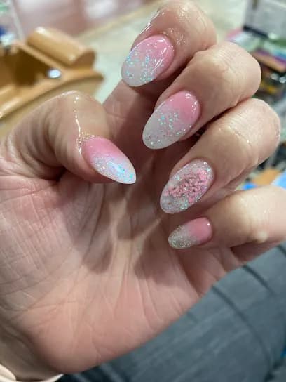 ANB NAILS Hairs & Lashes - Head Spa