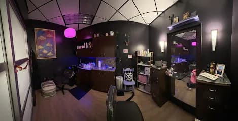 Strike Salon Studio & Head Spa - Head Spa