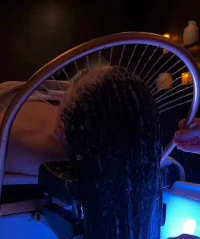 Cove Boutique Spa - Head Spa