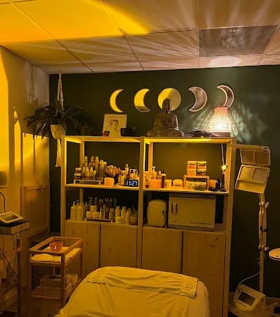 Asana Organic Skin & Beauty Glastonbury - Head Spa