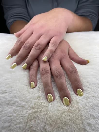 Pinky's Nail Spa - Head Spa