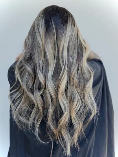 Palms Salon & Head Spa - Head Spa
