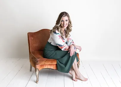 Luxe Flo Spa - Head Spa