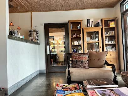 Blu Bamboo Salon & Day Spa - Head Spa