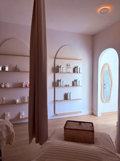 Amani HeadSpa - Head Spa