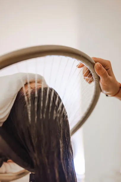 Ava luxury Head spa - Head Spa