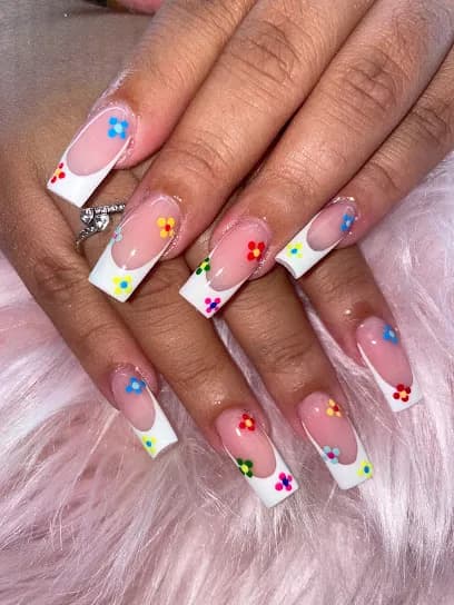 Custom Claws Beauty Spa - Head Spa