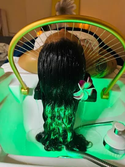 Devoted Head & Facial Spa - Head Spa