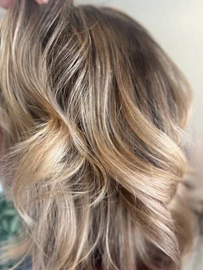 Salon blue spa and refillery - Head Spa