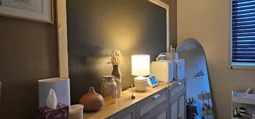 Blume Aesthetics & Head Spa - Head Spa