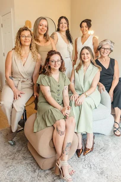 Bronze Fox Beauty and Head Spa - Head Spa