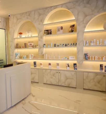 Wings Wellness Spa - Head Spa