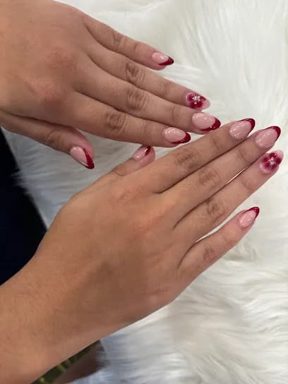 TIPS & TOES NAIL SPA & Head Spa - Head Spa