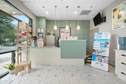 Eden Head Spa & Body Massage House and Day Spa - Head Spa