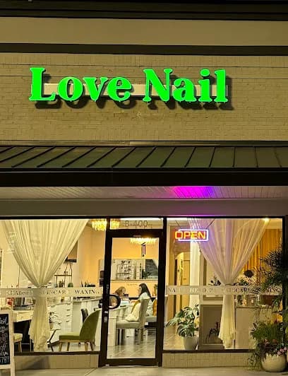 Love Nails - Head Spa