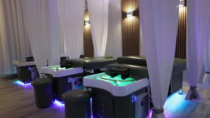 Above the Shoulders Below the Knees SPA - Head Spa