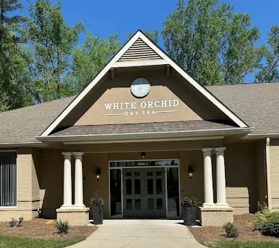 White Orchid Day Spa and Salon - Head Spa