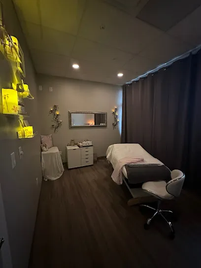 ReNew You Spa and Suites - Head Spa