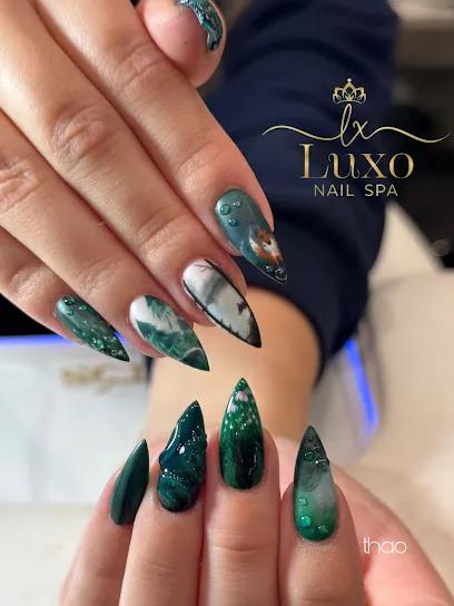 Luxo Nail Spa - Wicker Park - Head Spa
