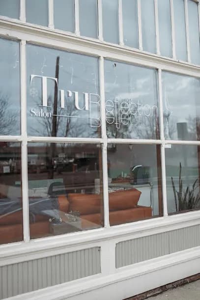 TruReflection Salon - Head Spa