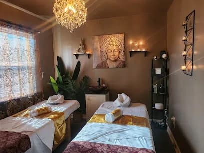 Sandalwood Wellness & Spa - Head Spa