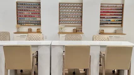 Head To Toe Nails & Head Spa - Head Spa