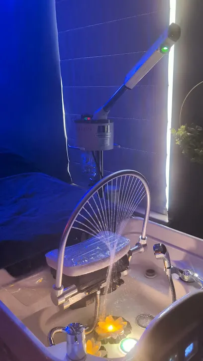 Mend Esthetics Skin & HeadSpa - Head Spa